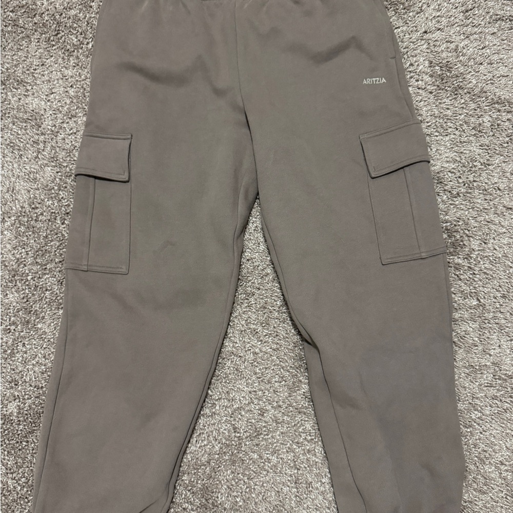 NWT Aritzia Women Taupe Cargo Pants